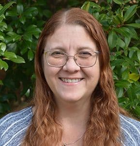 Rebecca Carrell headshot